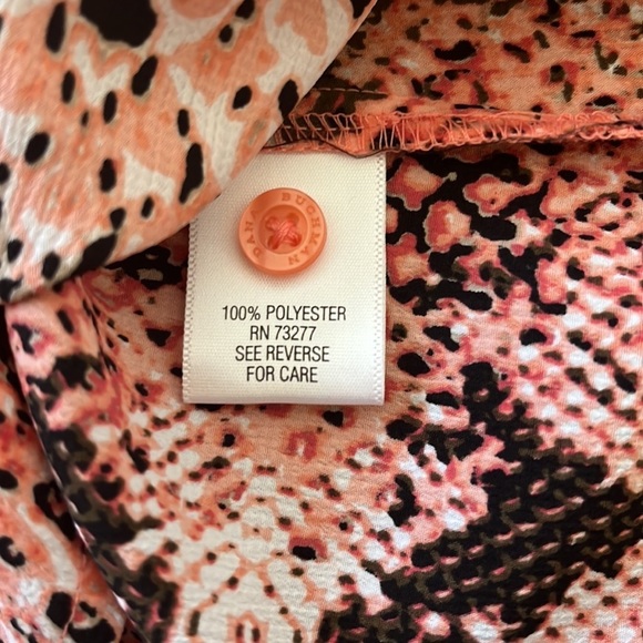 NWT Vintage Dana Buchman Pink Faux Snakeskin Buttons Down Blouse V Neck Size S - Picture 9 of 11